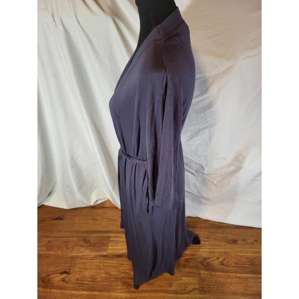 A Pea in the Pod Plum Maternity Robe - Picture 2 of 6
